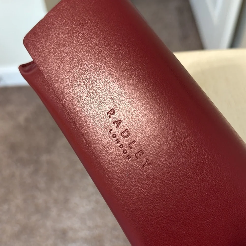 Radley London Women’s Burgundy Red Leather Glass Case / Excellent Condition